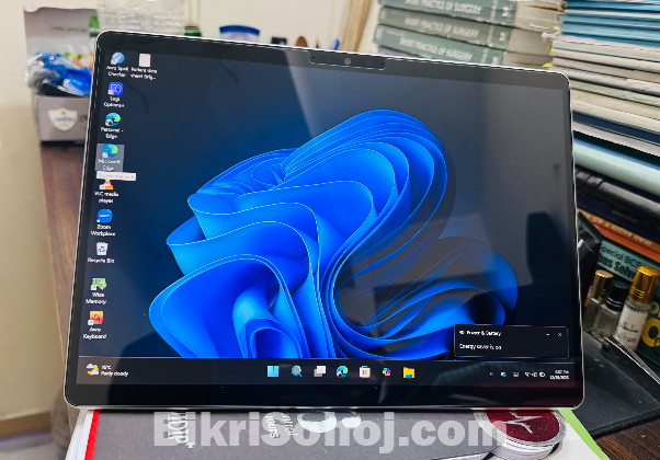 Laptop Microsoft Surface Pro 9 Core i5 8GB 256 GB